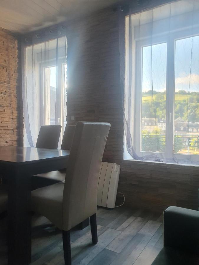Apartamento Bienvenue Chez Les Ch'Oups Le Loft 50 M2 La Bourboule Exterior foto