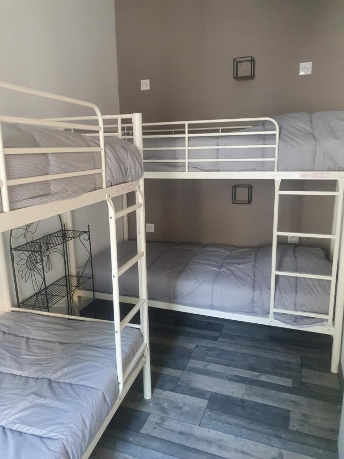 Apartamento Bienvenue Chez Les Ch'Oups Le Loft 50 M2 La Bourboule Exterior foto